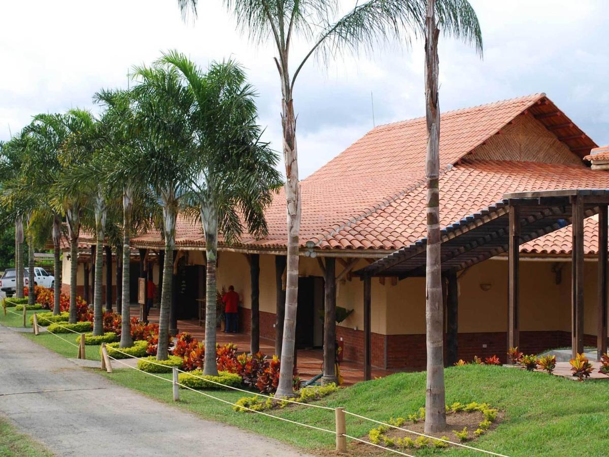 Decameron Panaca Quimbaya Buitenkant foto
