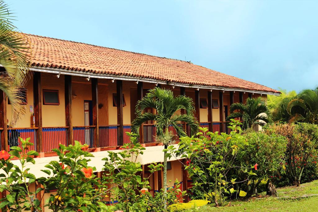 Decameron Panaca Quimbaya Buitenkant foto